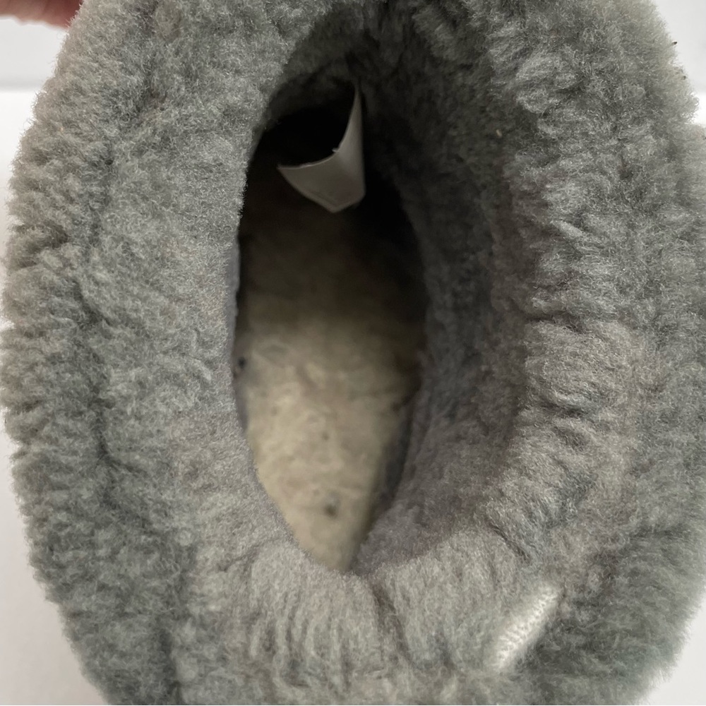 Ugg Fluff Quilted Classic mini boots sz 7 - Picture 12 of 16